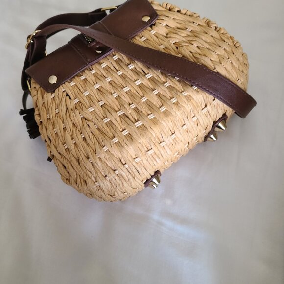 Straw/faux leather cross body bag/purse - Picture 4 of 7